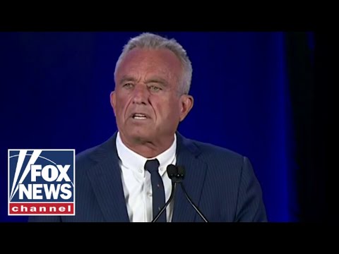 Robert F. Kennedy Jr. suspends presidential campaign, endorses Trump